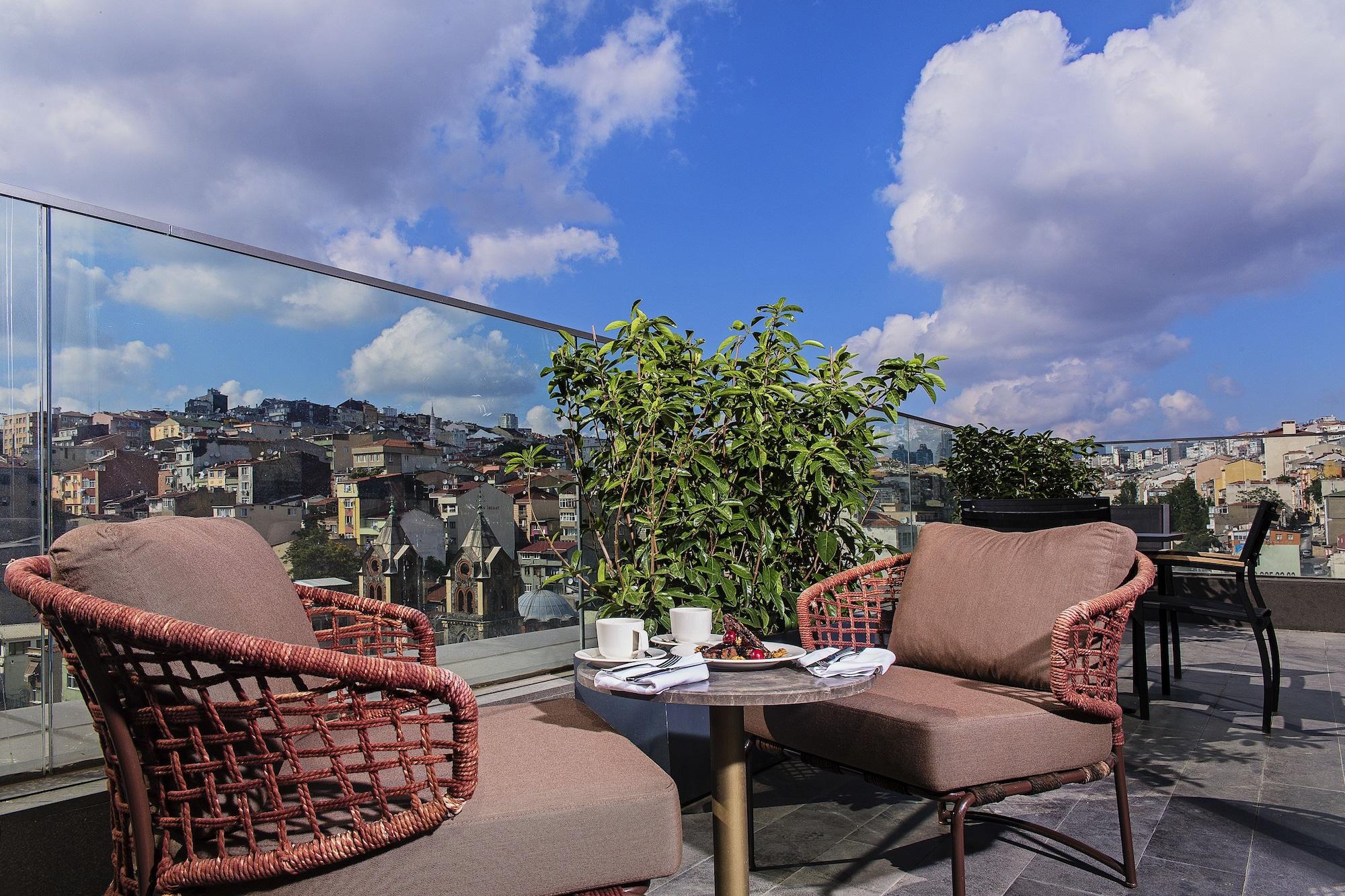 纳兹城塔克西姆酒店 - 特殊类别 伊斯坦布尔 外观 照片